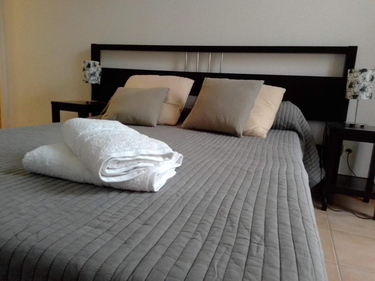 Joli Appartement T2 Dans Residence Avec Piscine, Hammam Et Parking Gratuits 卡尔卡松 外观 照片